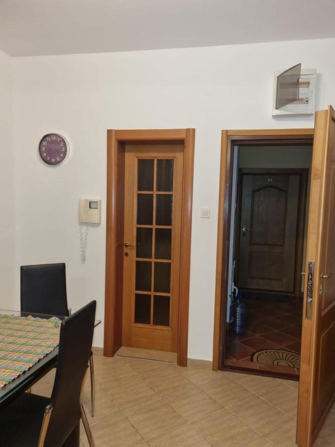 Apartments Sneza Рисан Екстериор снимка