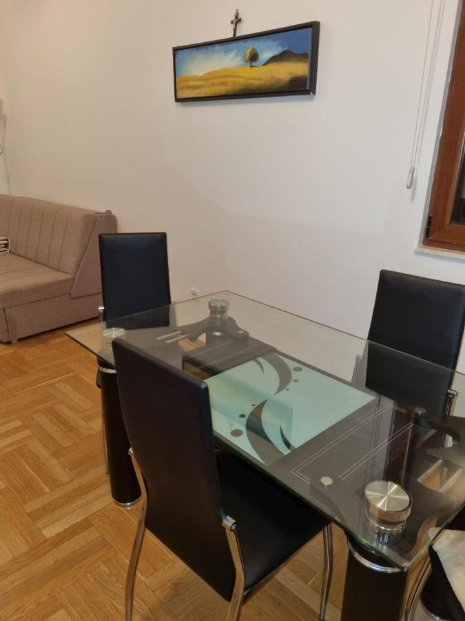 Apartments Sneza Рисан Екстериор снимка