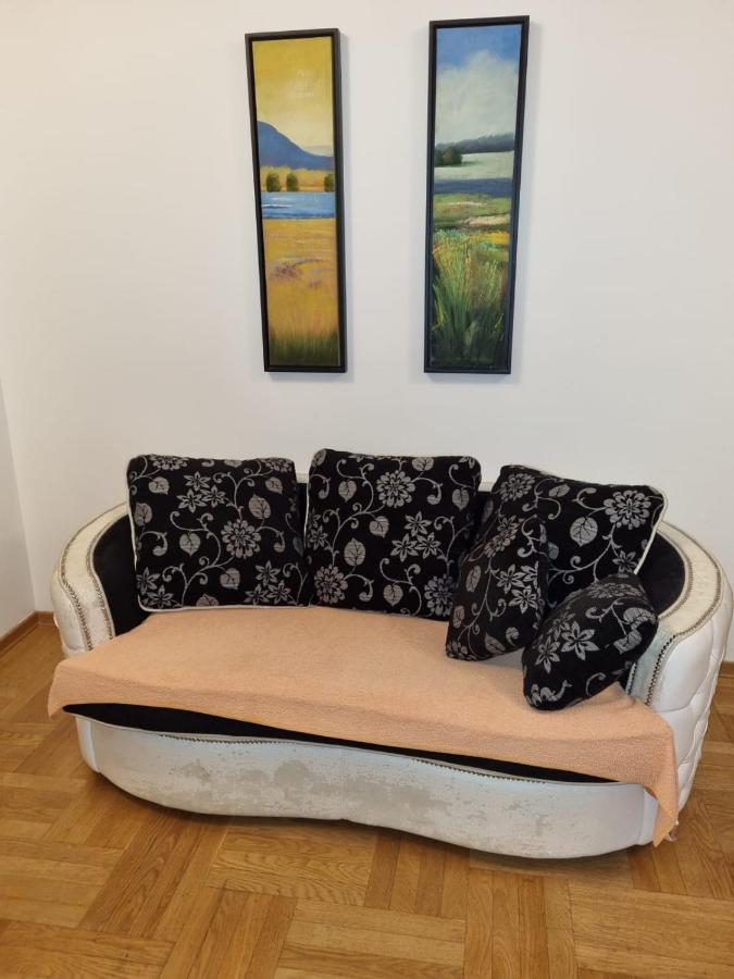 Apartments Sneza Рисан Екстериор снимка
