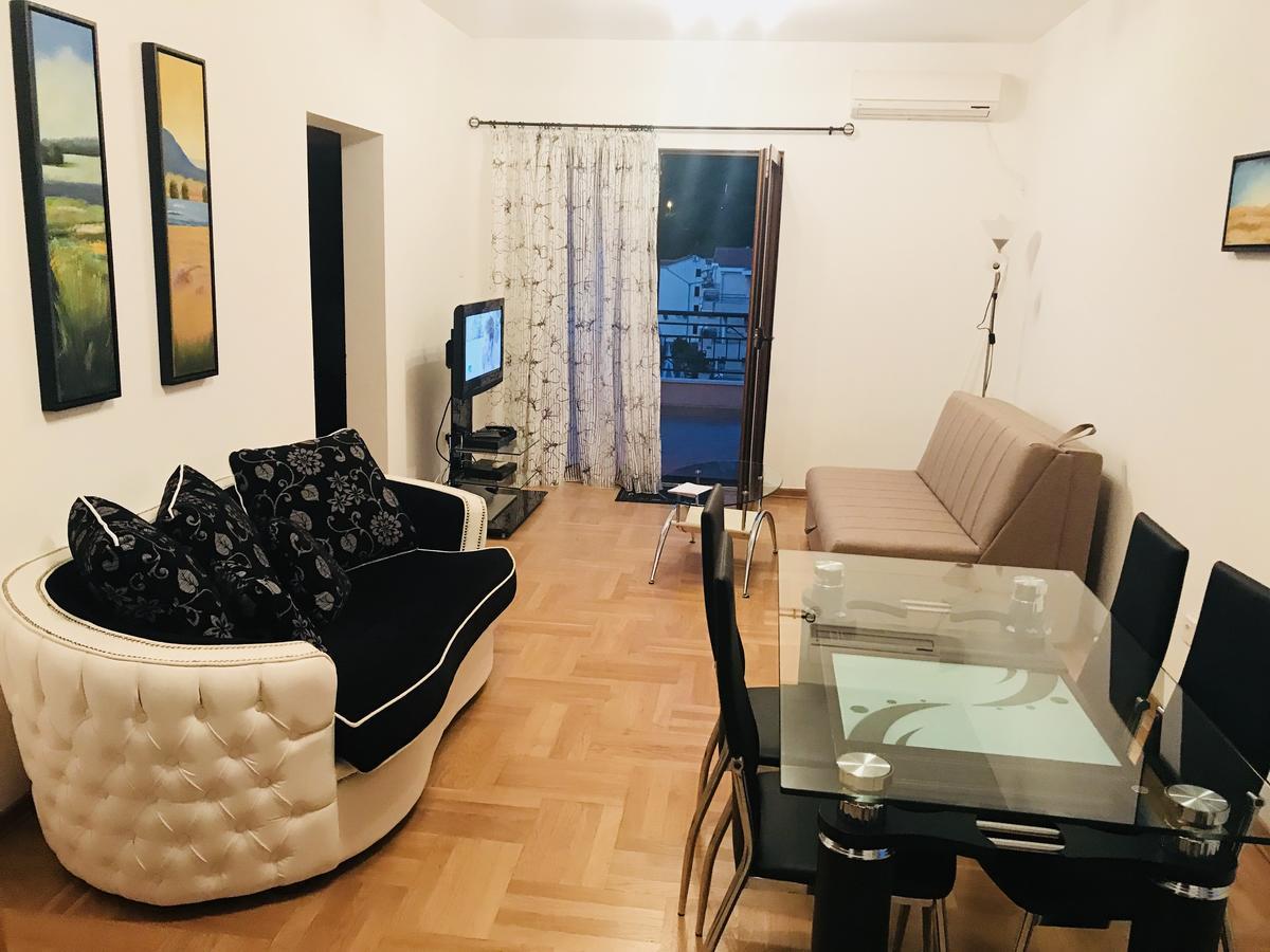 Apartments Sneza Рисан Екстериор снимка